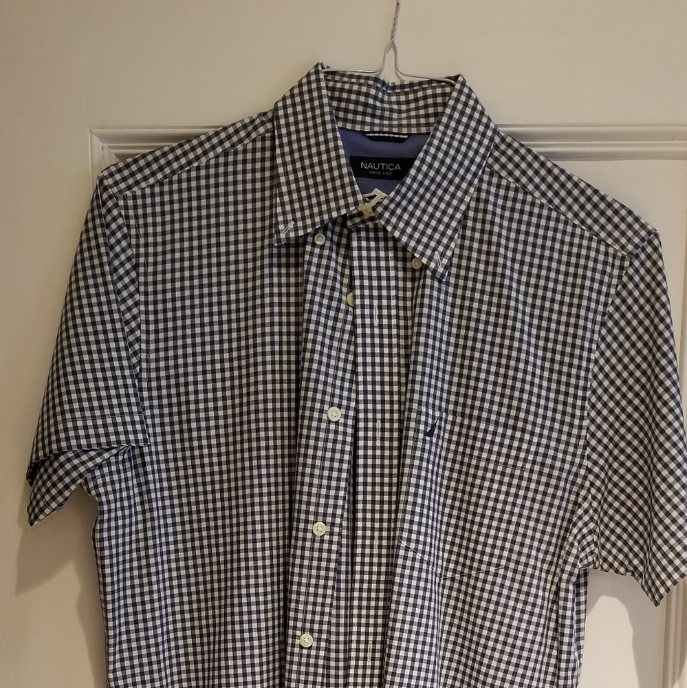 Short sleeve button-up shirt